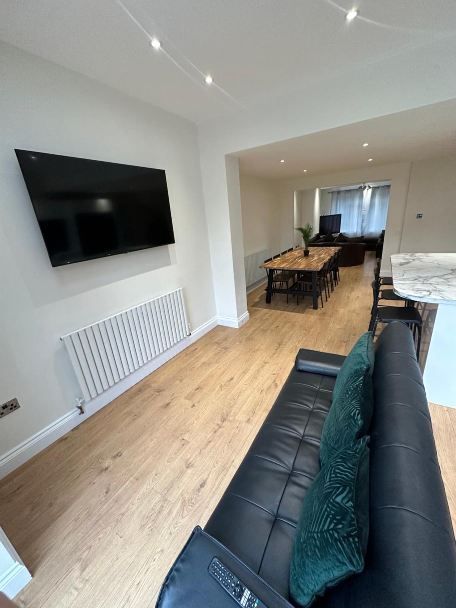 5 Bedroom House In Orpington Buitenkant foto