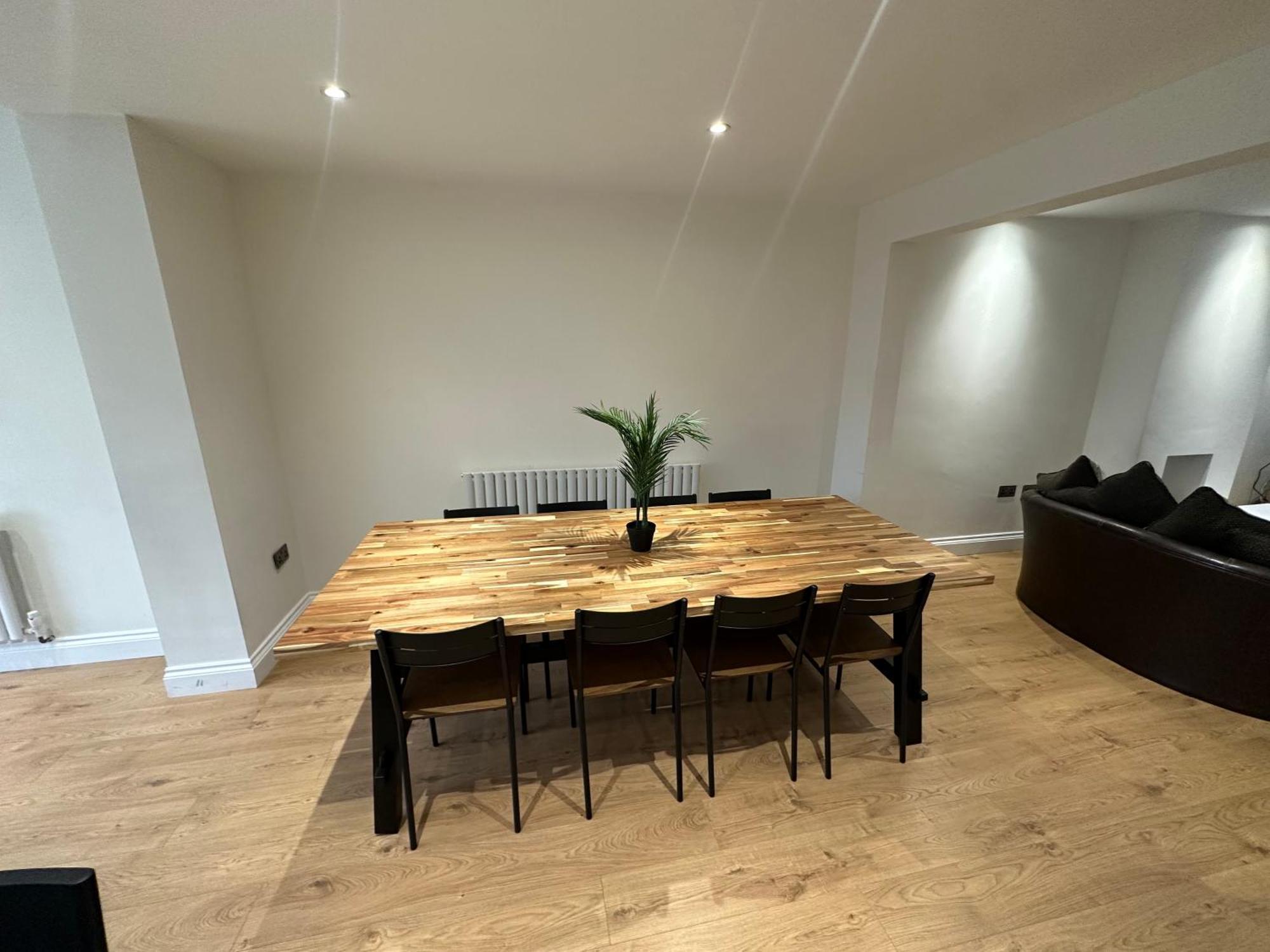 5 Bedroom House In Orpington Buitenkant foto