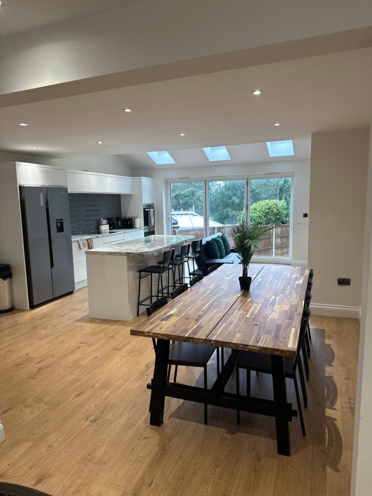 5 Bedroom House In Orpington Buitenkant foto